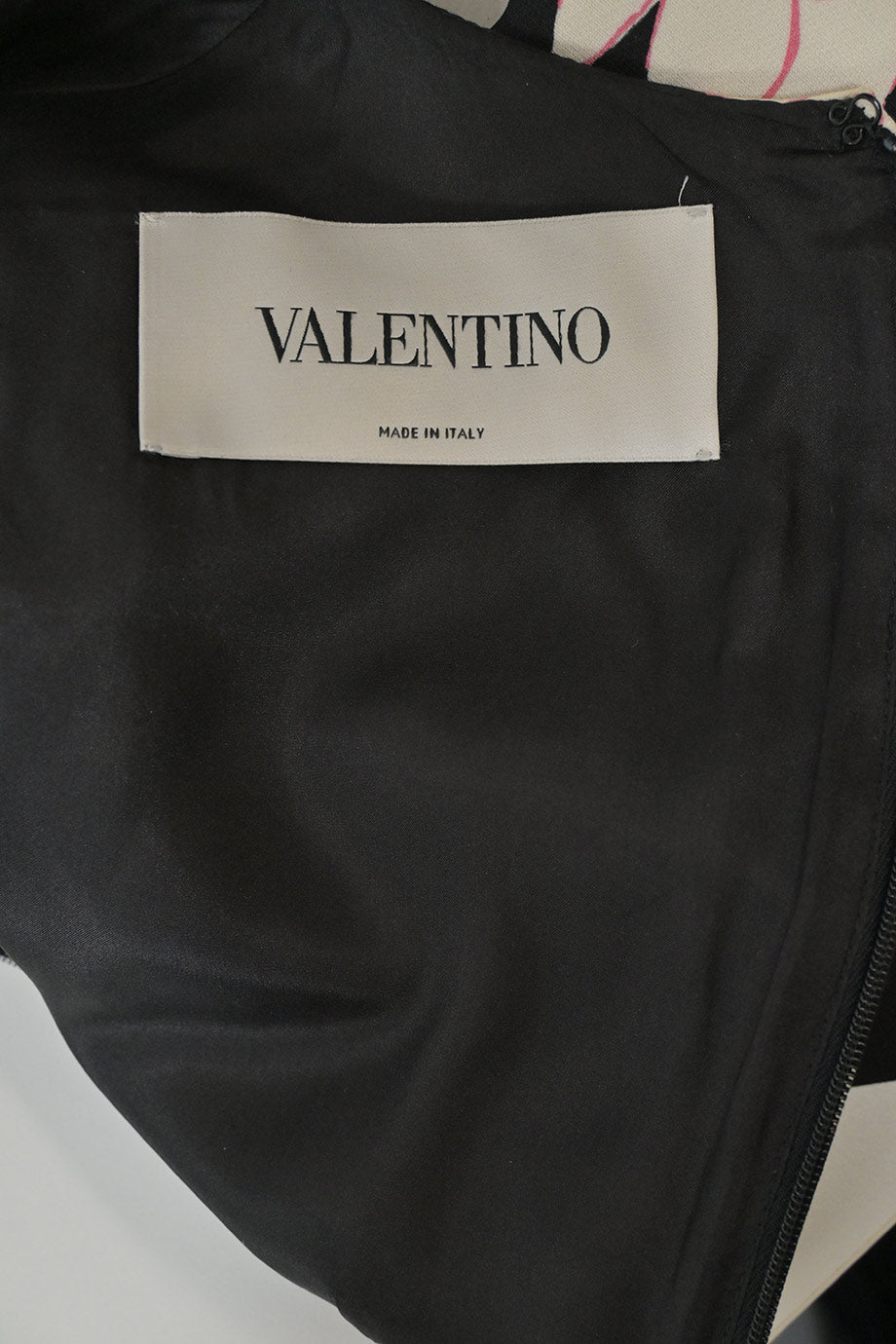 u4271_ww34177_valentino_3.jpg