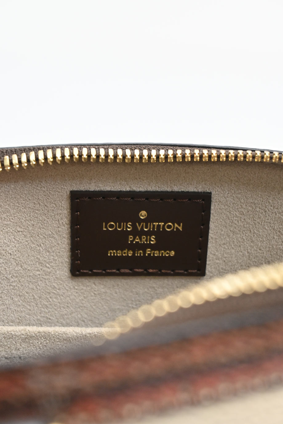 u4284_wb5571_louis_vuitton_9.jpg