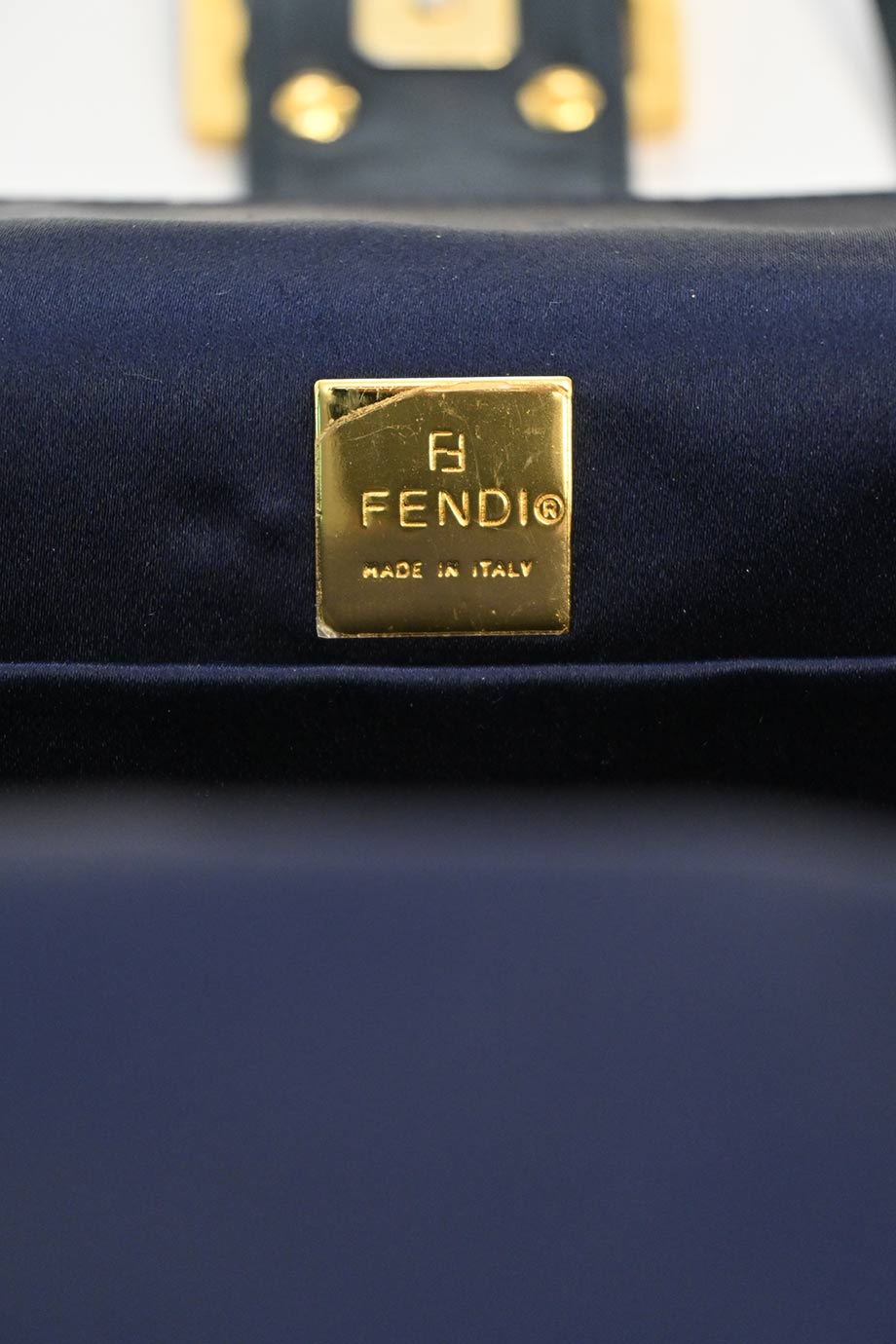 u4534_wb5795_fendi_16.jpg