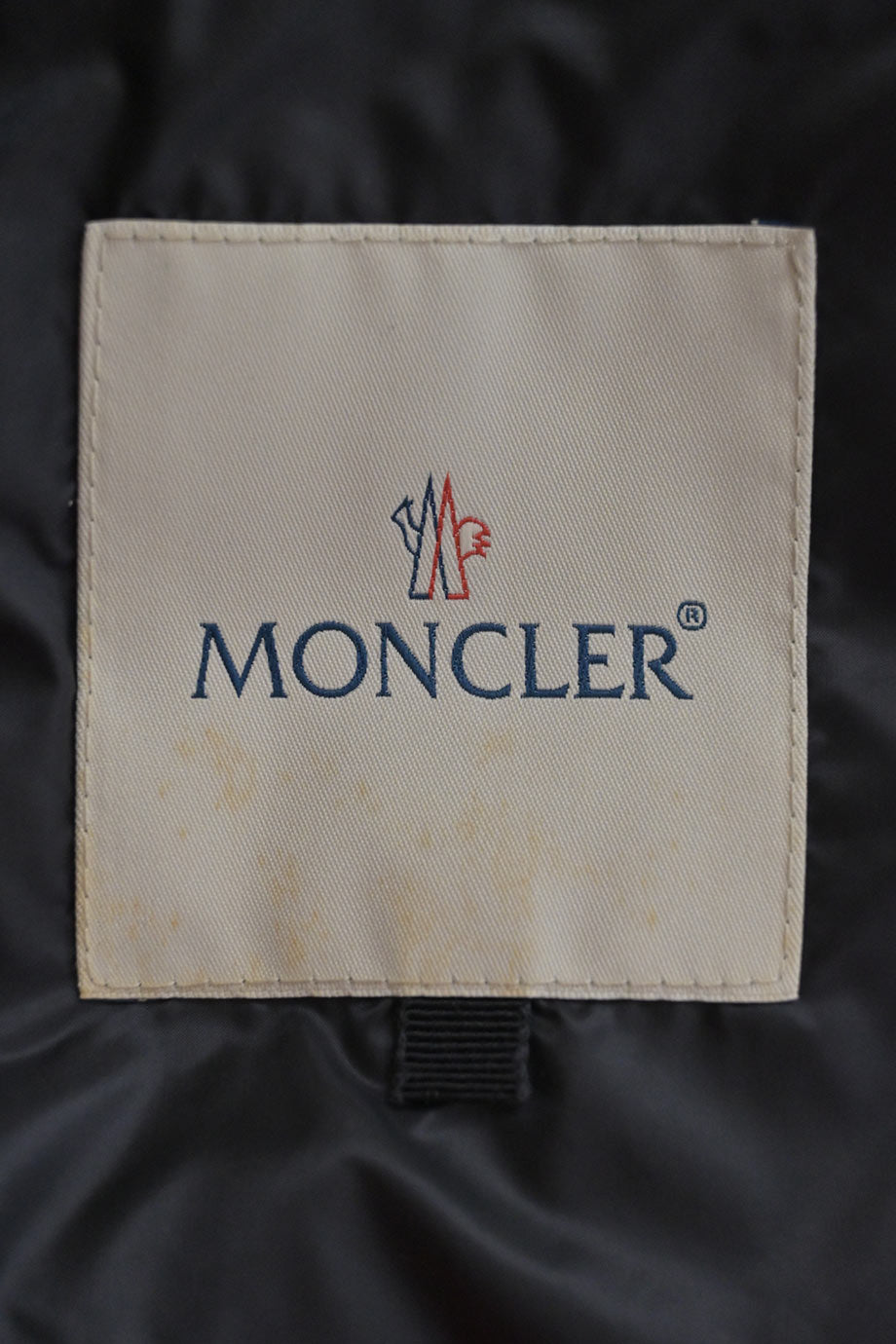 u4700_ww36476_moncler_4.jpg