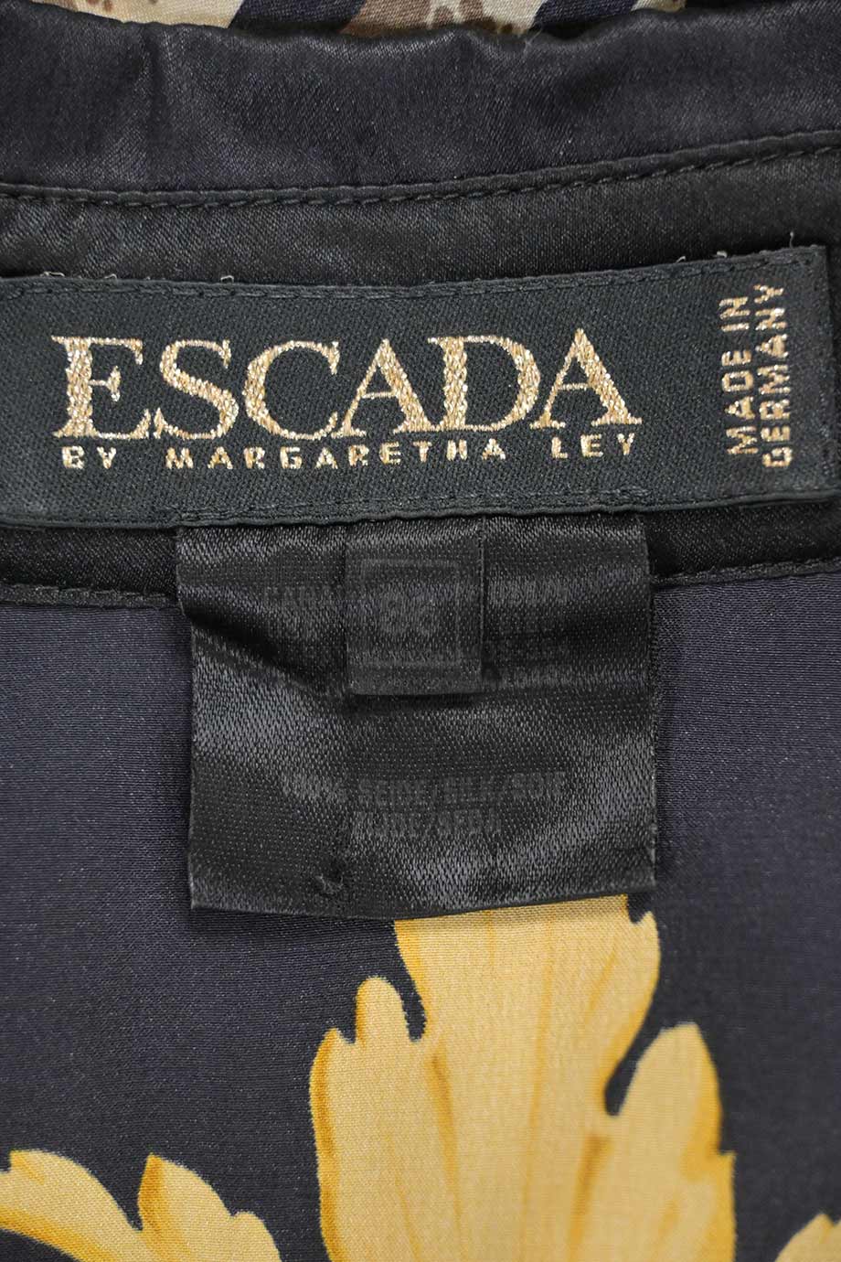 u4738_ww36707_escada_5.jpg