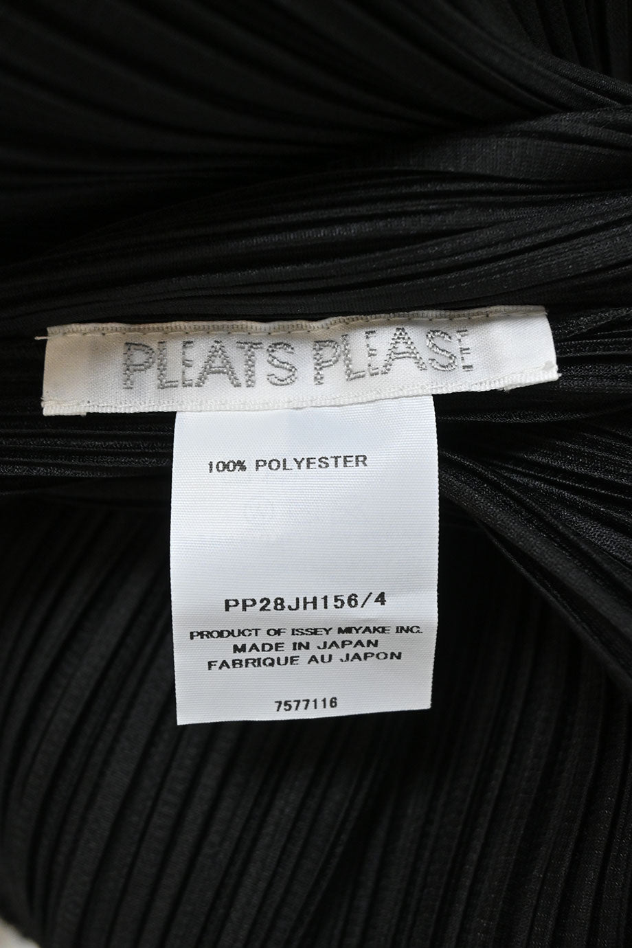 u4801_ww37097_pleats_please_3.jpg