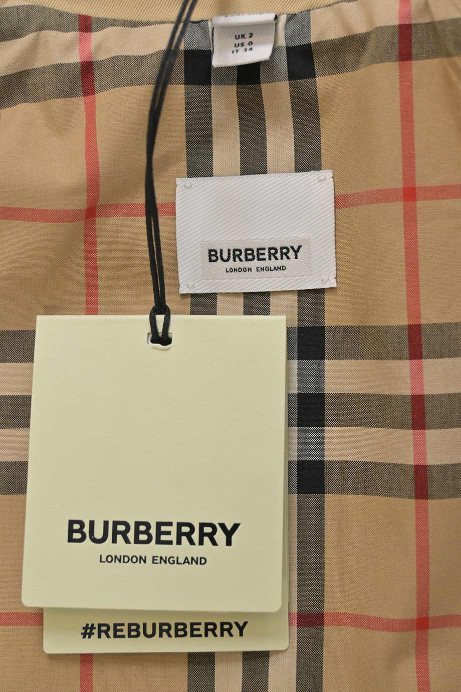 u4869_ww37401_burberry_4.jpg