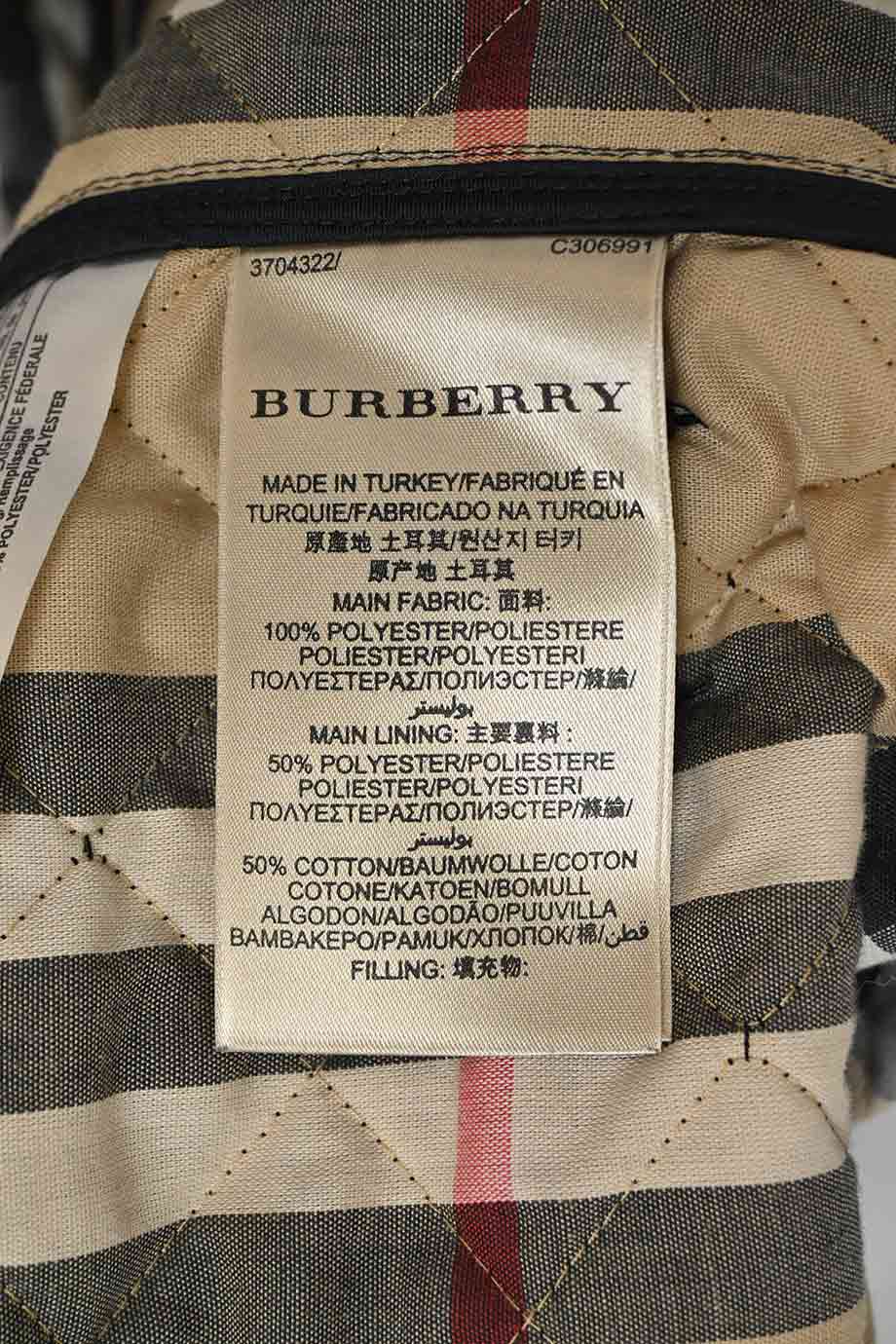 u4886_ww37645_burberry_4.jpg