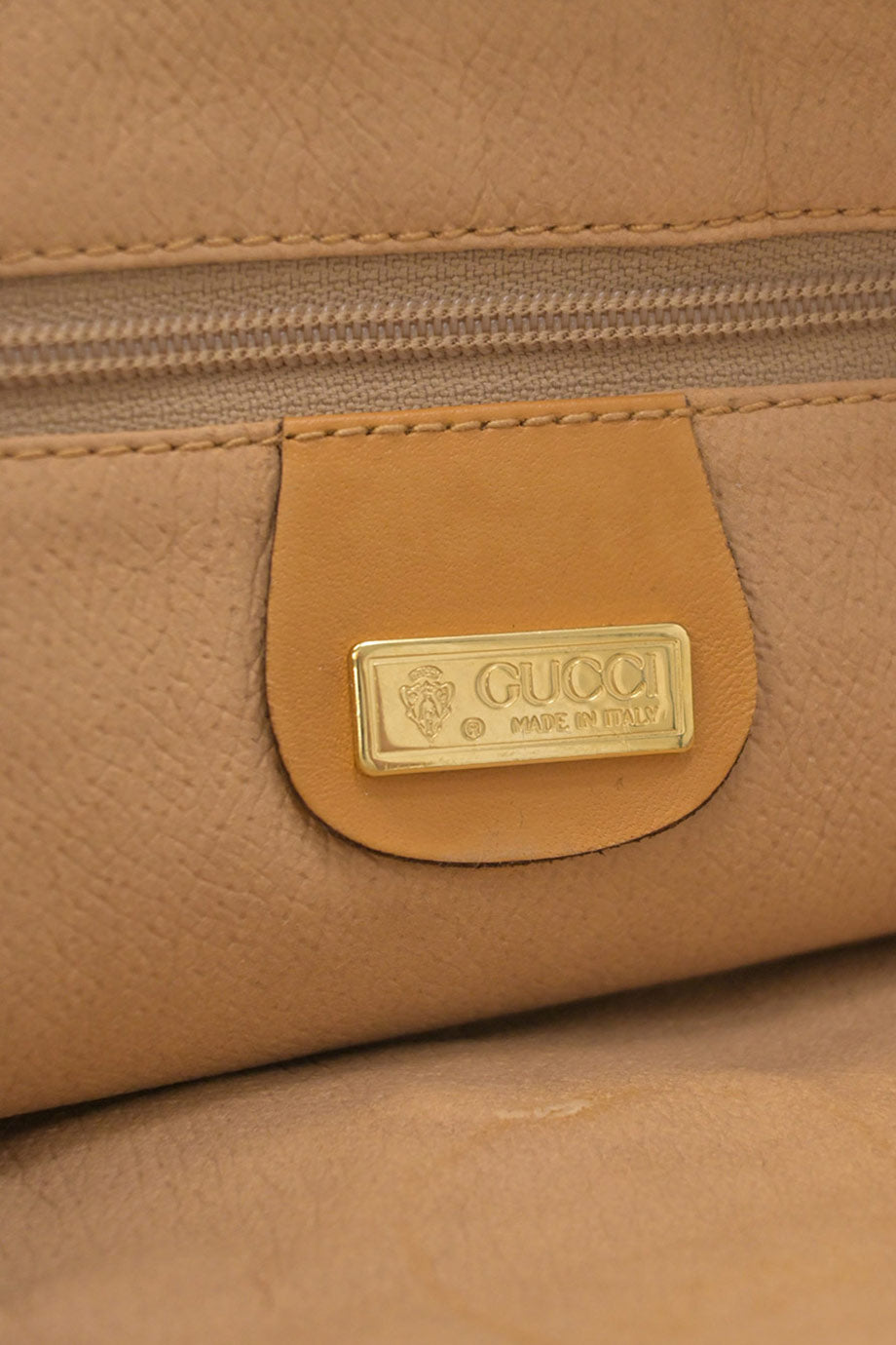 u4890_wb6076_gucci_6.jpg