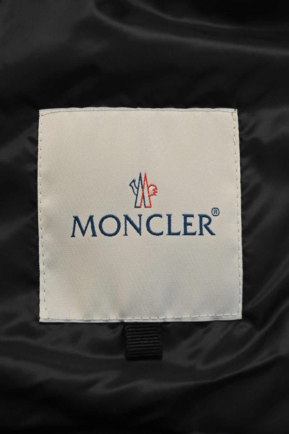 u4911_ww37775_moncler_6.jpg