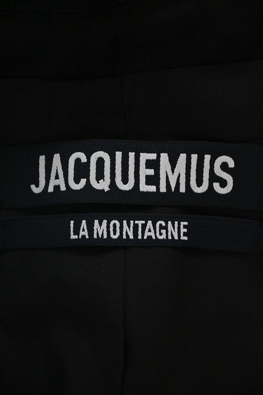 u4917_ww37856_jacquemus_3.jpg