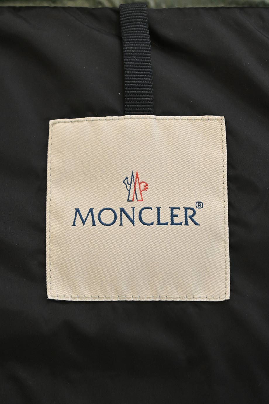 u4920_ww37894_moncler_3.jpg