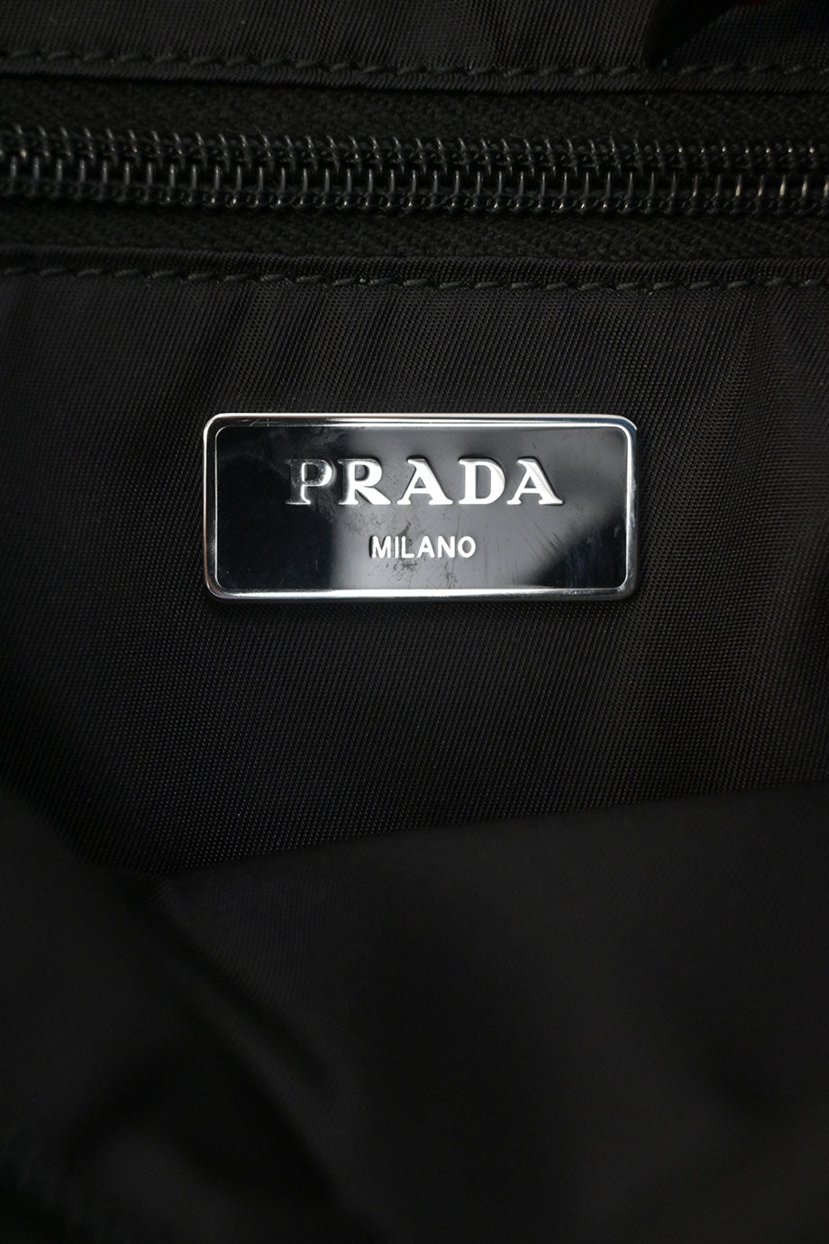 u4925_wb6131_prada_10.jpg