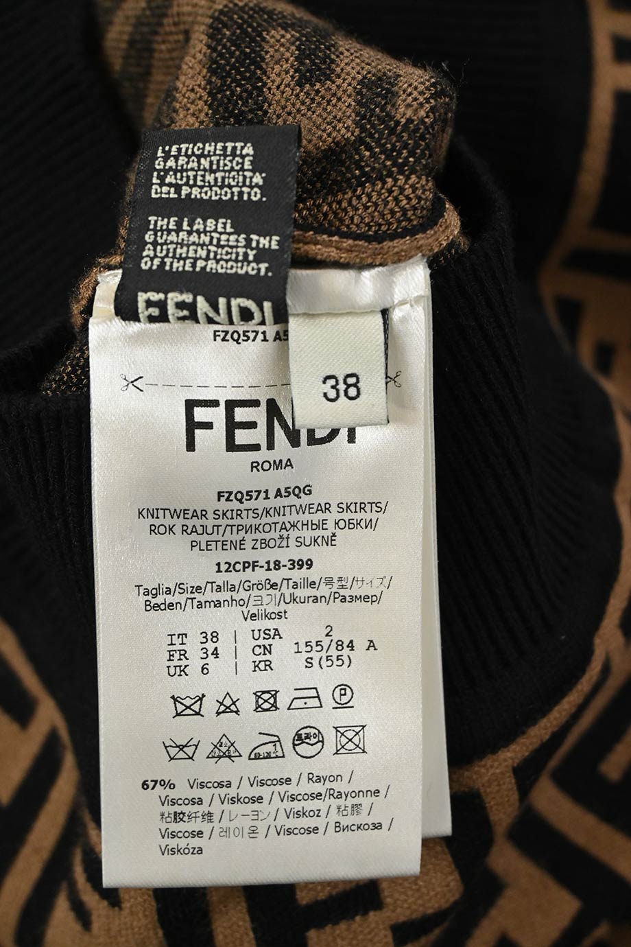 u4974_ww38322_fendi_4.jpg