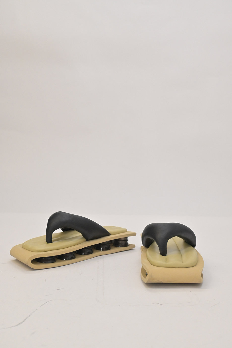 WS7318 Kenzo Flat sandals