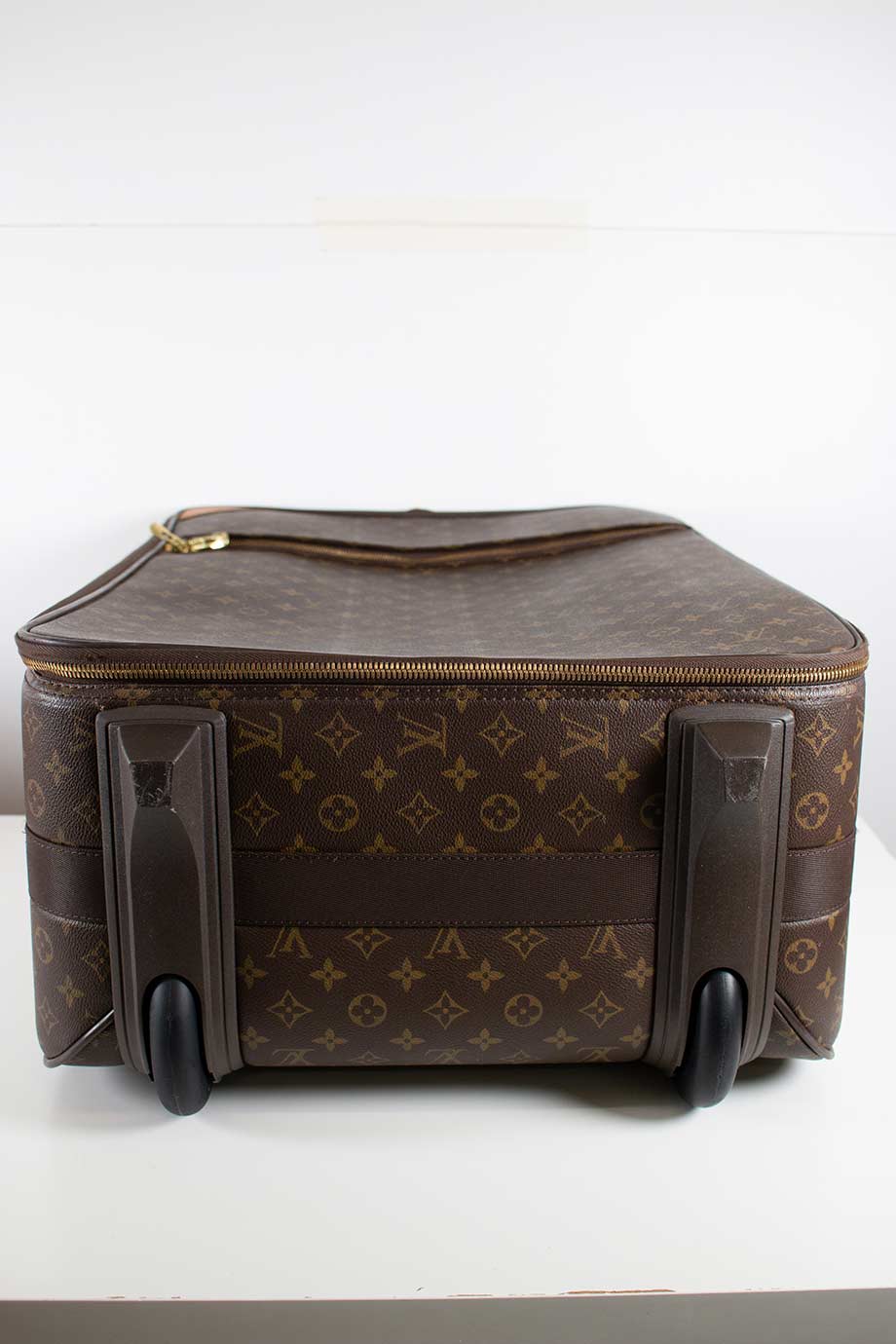 wb3476_louis_vuitton_4.jpg